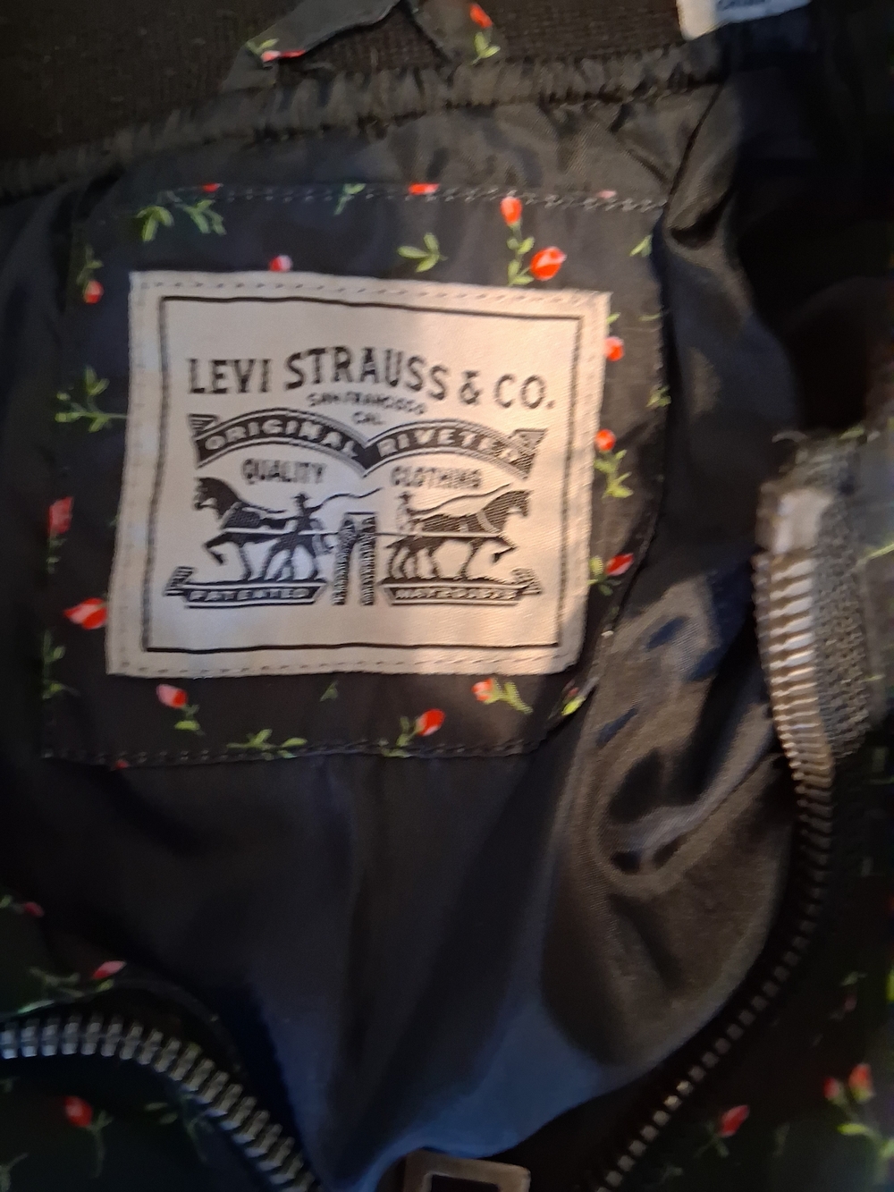 Levi's Black Floral Print Bomber Jacket - Picture 2 of 3